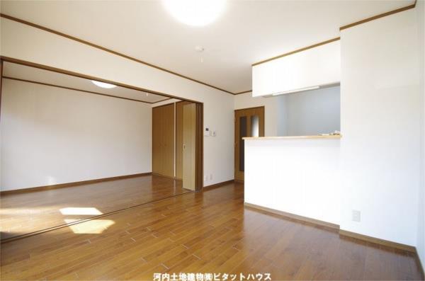 居室・リビング　リビング