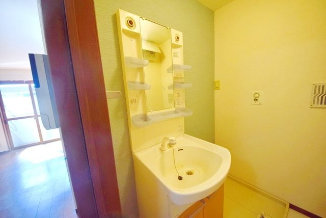 洗面設備　★お問い合わせはタウンハウジング聖蹟桜ヶ丘店まで★