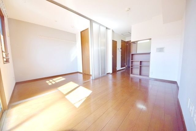 居室・リビング　★お問い合わせはタウンハウジング聖蹟桜ヶ丘店まで★