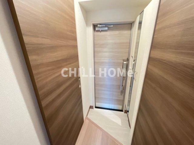 玄関　当社、チルホームのHPもご覧ください(^^)/物件情報多数♪