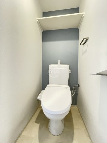 トイレ　エスリード難波ザ・メゾン　トイレ