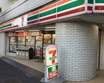 コンビニ　セブンイレブン魚籃坂店（コンビニ）まで138m