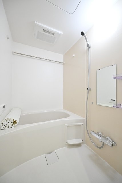 バス・シャワールーム　お風呂で日々の疲れを落としましょう