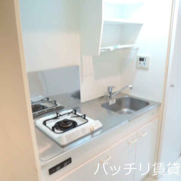 キッチン　同型タイプの為、現状を優先致します。