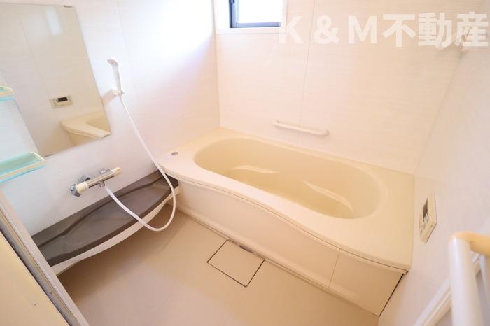 バス・シャワールーム　お風呂です