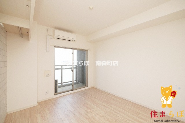 居室・リビング　「“合う暮らし”を、LINEで一緒に描こう。」