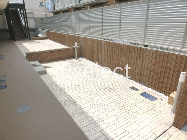 駐車場　駐輪場