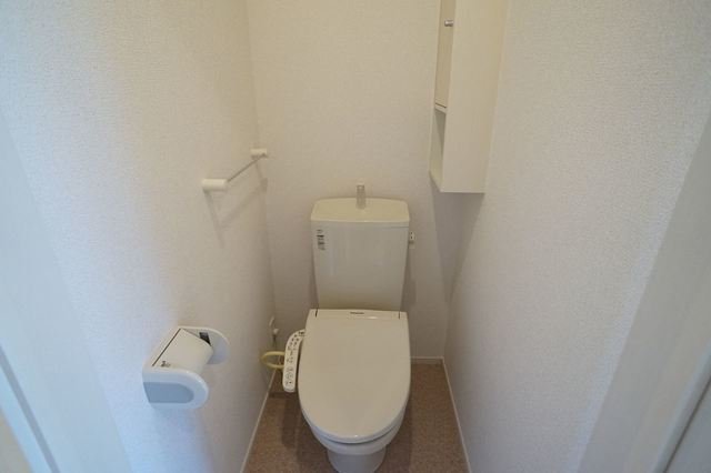 トイレ　シンプルで使いやすいトイレです