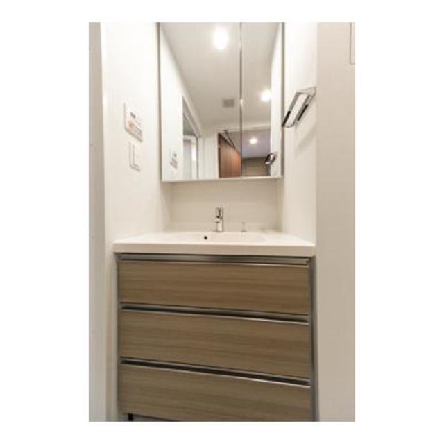 洗面設備　※写真は同タイプ住戸です。