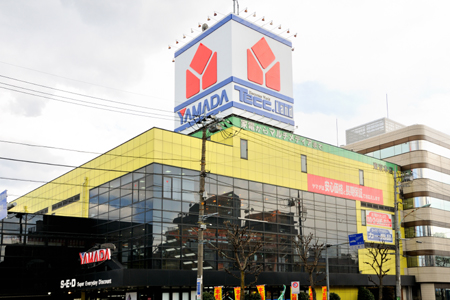 ショッピングセンター　ヤマダ電機テックランド東京本店（ショッピングセンター）まで445m