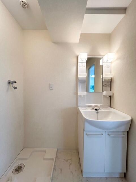 洗面設備　独立洗面化粧台