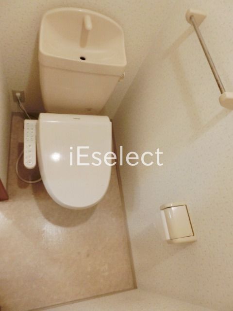 トイレ　ウォシュレット付きのトイレです