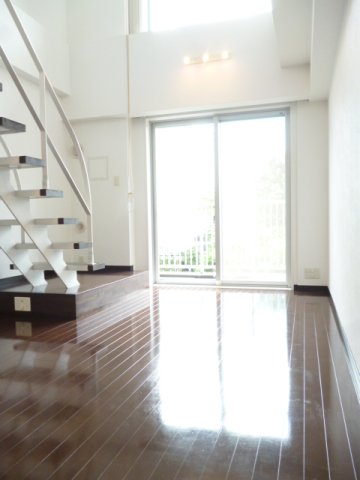 居室・リビング　居室