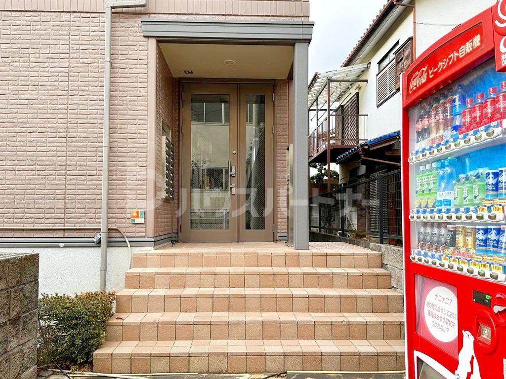 エントランス　エントランス