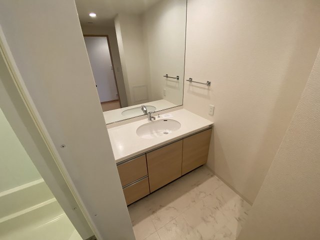 洗面設備　独立洗面化粧台付き☆