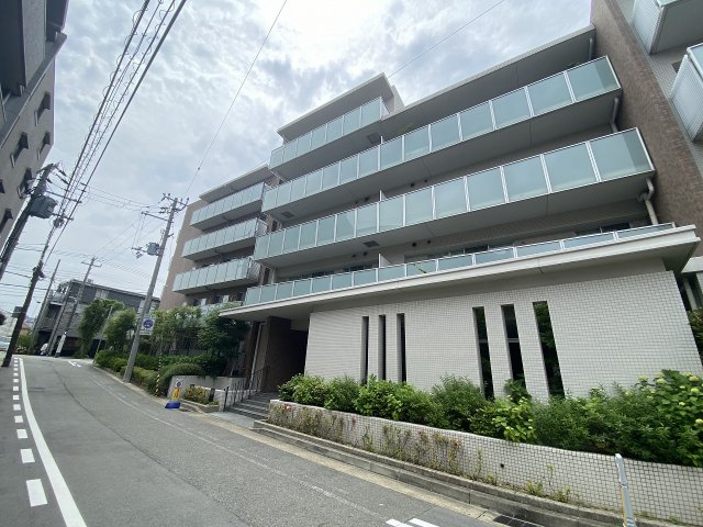 建物外観　安心のオートロック付き☆