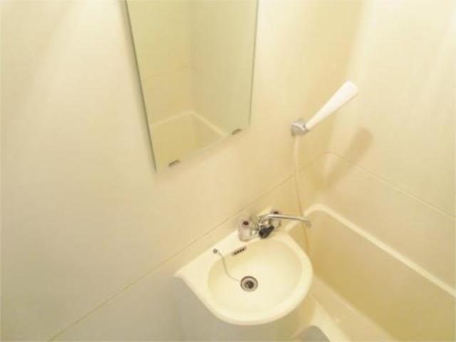 洗面設備　洗面台あり