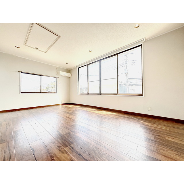 その他部屋・スペース　日当たりの良い２Ｆ居室