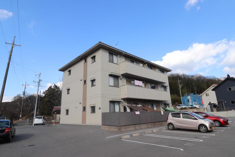 建物外観　シャルムサールＢ棟　建物外観