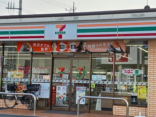 その他　セブンイレブンまで70m