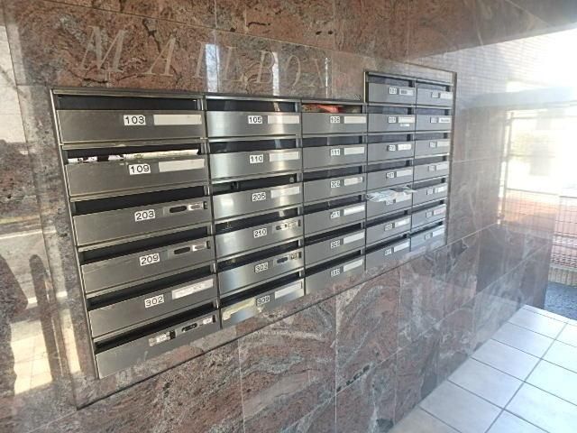 エントランス　集合ポスト