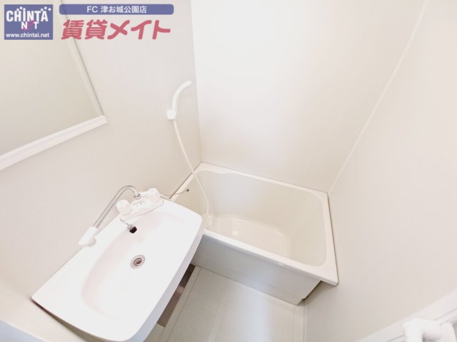 バス・シャワールーム　同タイプの画像です