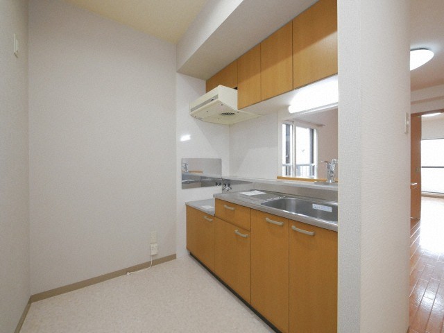 キッチン　人気の対面キッチンです♪