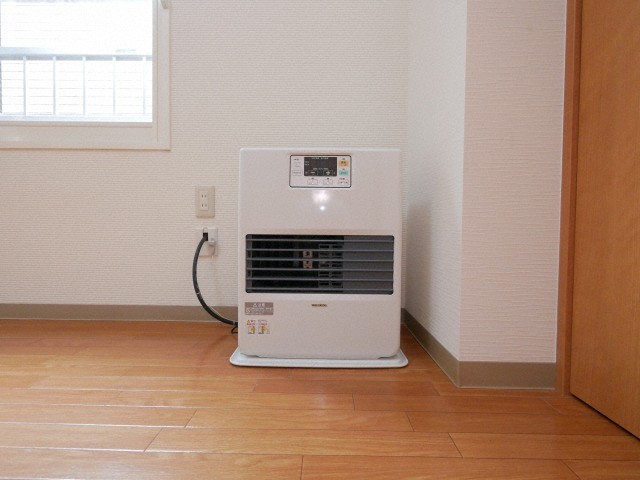 その他設備　灯油暖房完備しています♪