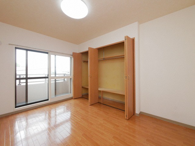 バルコニー　バルコニー完備♪