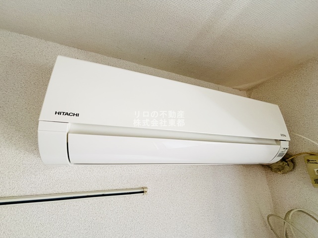 その他設備　梅雨のジメジメした湿気も、エアコン付きなら安心ですね♪