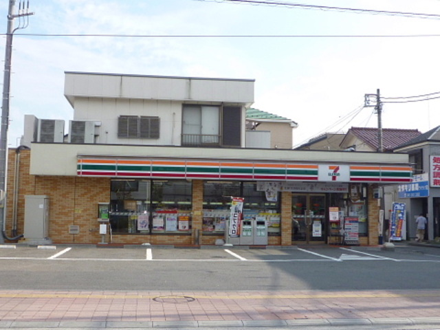 コンビニ　セブンイレブン大和市鶴間駅前店（コンビニ）まで758m