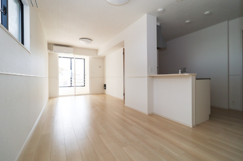 居室・リビング　図面と現状に相違がある場合には現状を優先