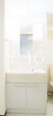 洗面設備　独立洗面台です。