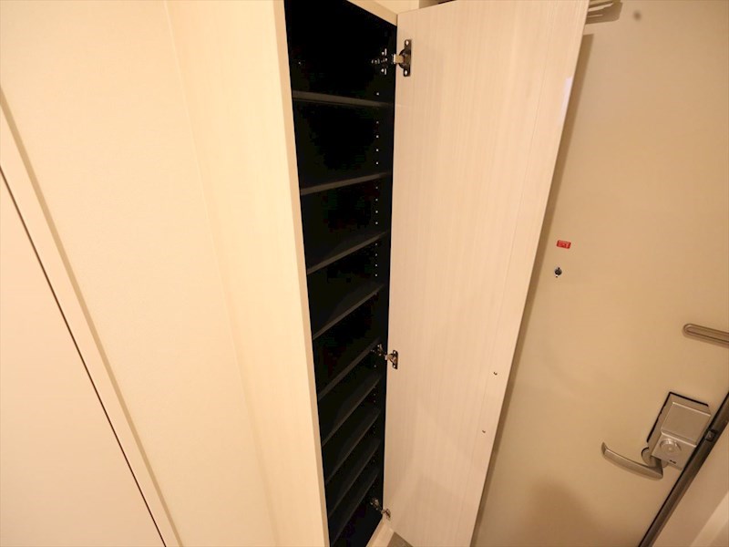 玄関　玄関　シューズボックス付　同仕様写真