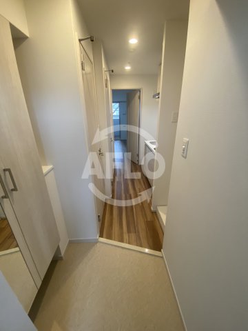 玄関　スプランディッド天王寺III　玄関