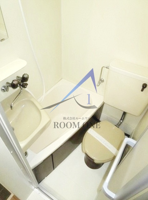 バス・シャワールーム　お風呂です。