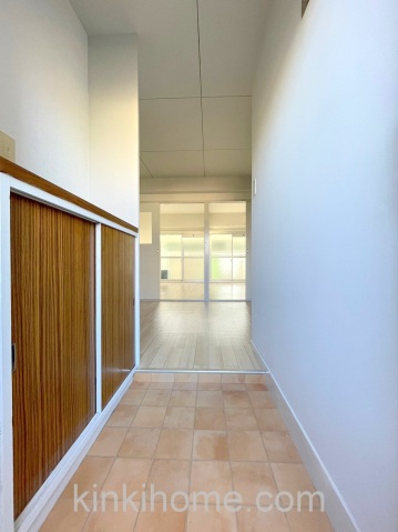 玄関　写真は別のお部屋のものです