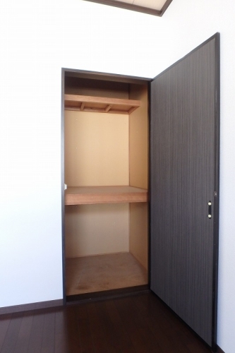 収納　別系統のお部屋になります。現状を優先します。