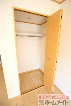 収納　クローゼット