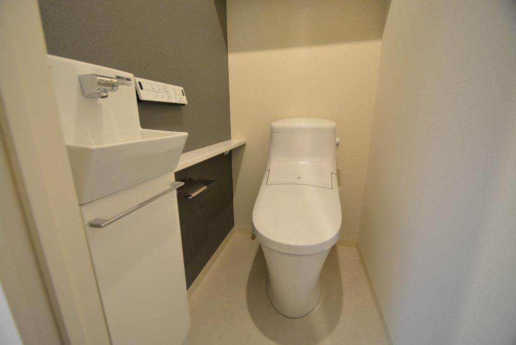 トイレ　シャワー付トイレ