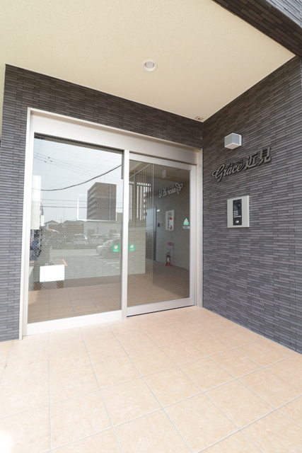 エントランス　エントランス