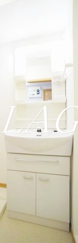 洗面設備　洗面台です。