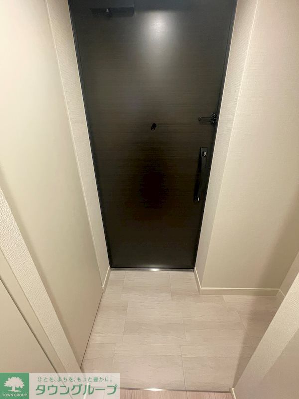 玄関　※参考写真