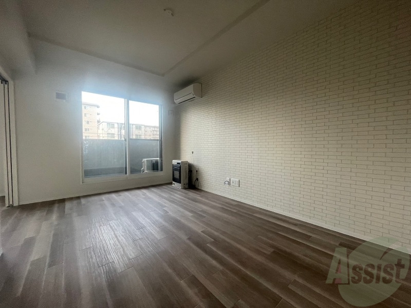 居室・リビング　広くてきれいなリビングです！快適に過ごせそうですね。