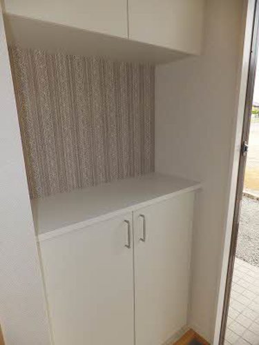 駐車場　シューズボックス