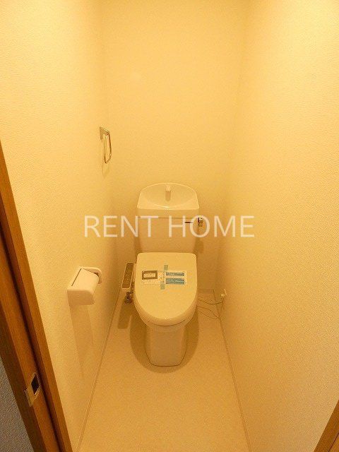 トイレ　ウォシュレット付き