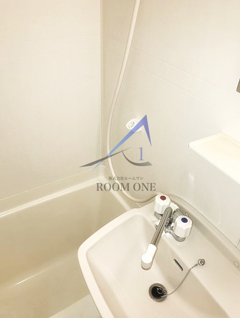 バス・シャワールーム　お風呂です。