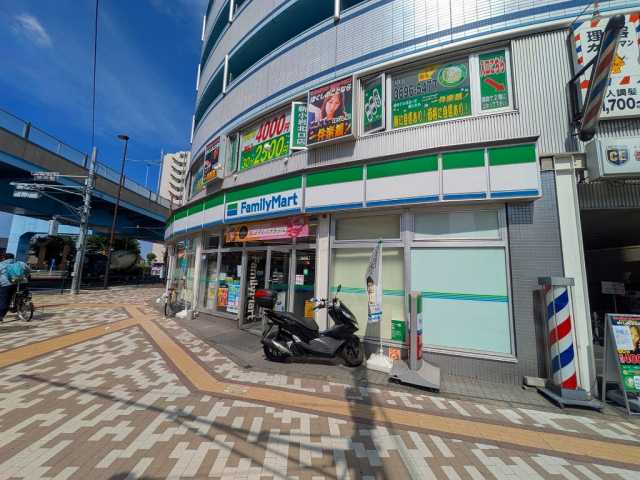 コンビニ　ファミリーマート葛飾たつみ橋店（コンビニ）まで401m