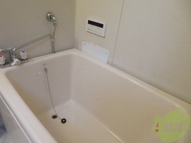 バス・シャワールーム　バス・トイレ別でお掃除しやすいですよ～。