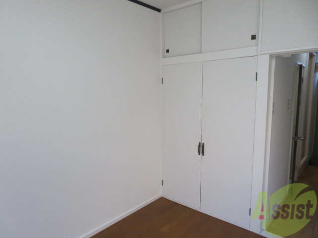 収納　収納がありました。お洋服や荷物はここへ。